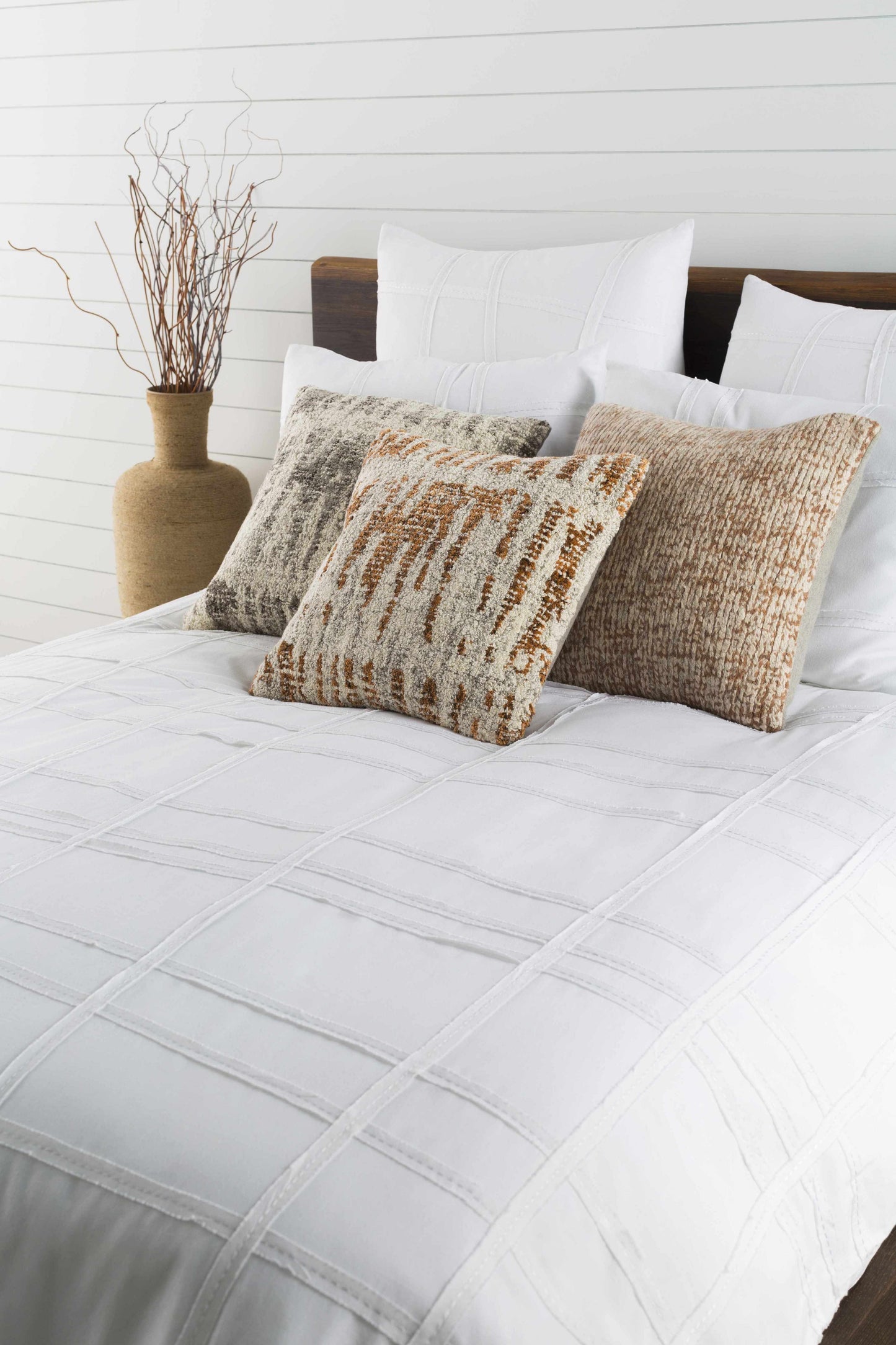 Valladolid White Upholstered Bedding Set - Clearance